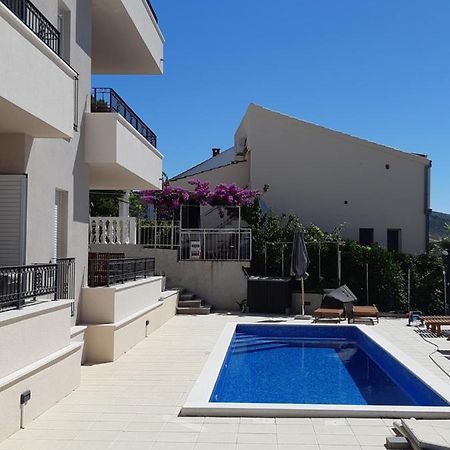 Apartment Lizzi. Trogir Exterior foto