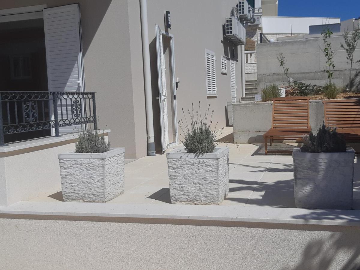 Apartment Lizzi. Trogir Exterior foto