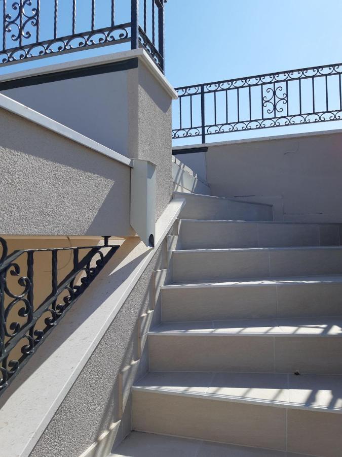 Apartment Lizzi. Trogir Exterior foto
